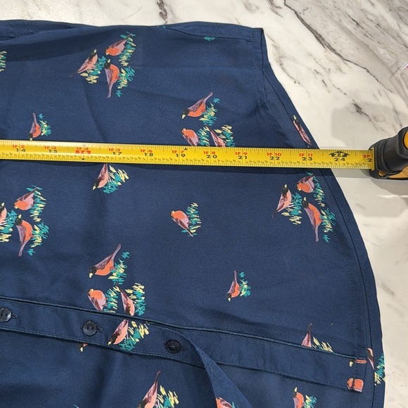 Liz Claiborne Navy Floral Blouse - Picture 8 of 9